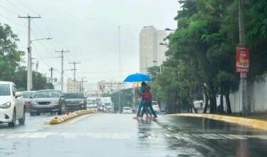 Photo of Onamet pronostica inicio de semana laboral con vaguada y onda tropical