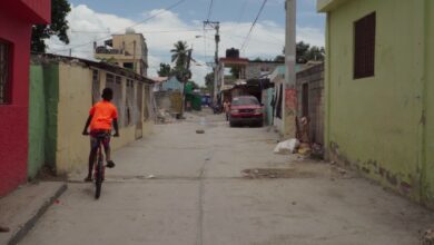 Photo of Ayuntamiento Santo Domingo Este impacta miles de familias con saneamiento de cañadas