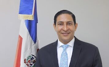Photo of Dominicanos NY valoran designación Iván Gatón como Embajador de carrera