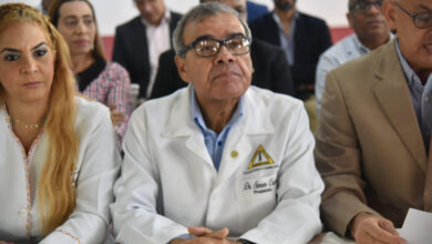 Photo of Colegio Médico retoma lucha contra ARS: anuncian paro laboral en hospitales y clínicas para el lunes