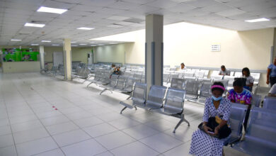 Photo of Médicos acatan paro de 48 horas en hospitales