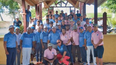 Photo of Liga Golf del Club Naco celebra reconocimiento al Dr. Felix Manuel Escaño con su 1era. Parada de Golf en Las Aromas de Santiago
