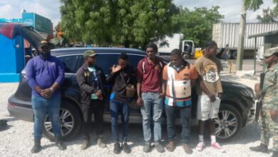 Photo of Detienen haitiano que transportaba tres compatriotas sin documentos en Azua