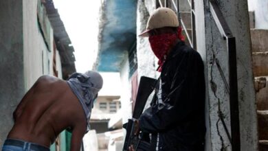 Photo of Supuestos pandilleros haitianos que traficaban con drones portaban permisos temporales de Migración