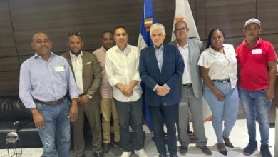 Photo of Ministro de Obras Públicas recibe al senador Pedro Tineo para impulsar soluciones viales en Monte Plata