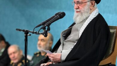 Photo of Jameneí afirma que Occidente usa la cuestión nuclear como excusa para confrontar a Irán