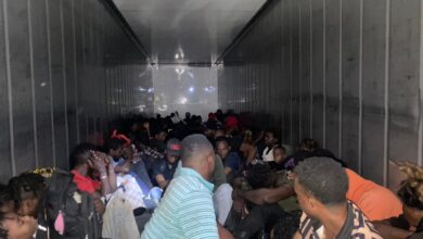 Photo of Impactante hallazgo: 79 haitianos intentaban llegar a Santo Domingo ocultos en un furgón