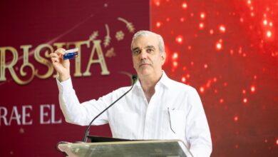 Photo of Presidente Abinader lanza el Bono Navideño 2025 para 2.6 millones de dominicanos; llama al pueblo a fortalecer la familia y la unión nacional en esta Navidad