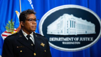 Photo of La jefa de la Policía de Washington renuncia tras el atentado contra guardias nacionales
