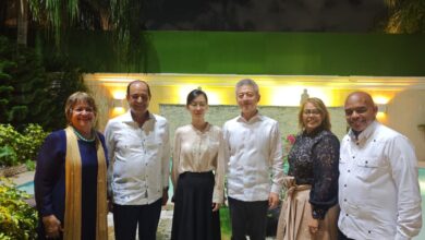 Photo of Embajador de China y esposa, agasaja con una cena de honor en su residencia a damas honorables de RD