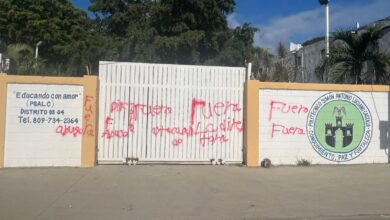 Photo of Vandalizan politécnico Simón Antonio Luciano Castillo tras muerte de un estudiante