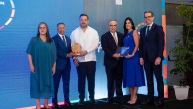 Photo of Premian a Banreservas por su programa Fomenta Pymes, que ha desembolsado más de RD$285,000 millones