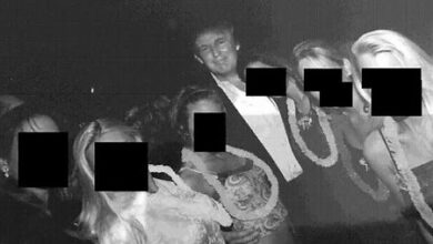 Photo of Los demócratas publican fotos de Trump rodeado de mujeres en la mansión de Epstein