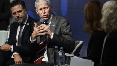 Photo of Casa Blanca acoge hoy reunión con petroleras tras recibir consultas sobre Venezuela