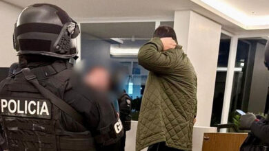 Photo of Detienen a un alcalde ecuatoriano en una polémica investigación por delincuencia organizada