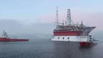 Photo of EE. UU. permite la venta de petróleo ruso en el mar mientras la guerra en Medio Oriente dispara los precios de la energía