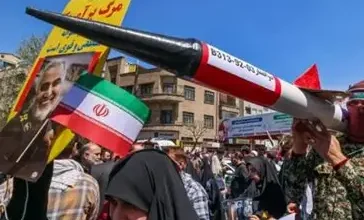 Photo of La Guardia Revolucionaria de Irán afirma haber atacado un petrolero estadounidense en el Golfo Pérsico