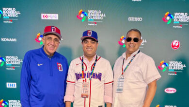 Photo of Kelvin Cruz, Roberto Rojas y Luisín Mejía se suman al entusiasmo de la diáspora en el LoanDepot Park