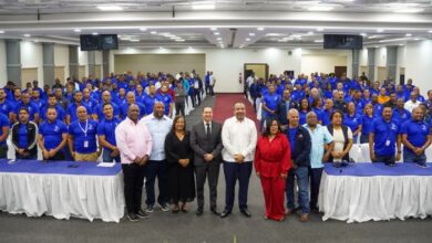 Photo of Minerd e Inefi capacitan más de 300 docentes con Taller de Actualización Curricular