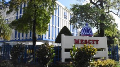 Photo of Estudiantes dominicanos becados en España denuncian retraso en pagos del Ministerio de Educación Superior, Ciencia y Tecnología