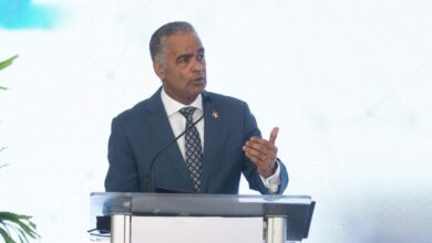 Photo of El ministro de Energía asegura que salida de plantas no afecta el suministro eléctrico