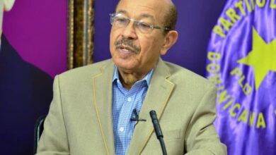 Photo of Montás califica de «error» adhesión de RD a medida de Trump sobre guerra