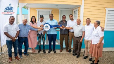 Photo of Propeep entrega viviendas dignas a familias vulnerables en Cotuí