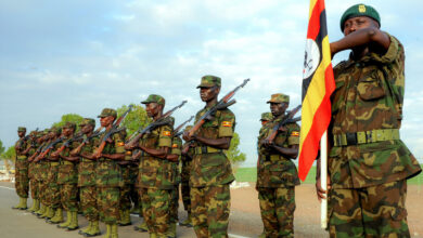 Photo of Fe, armas y tuits: la sorprendente alianza entre Uganda e Israel