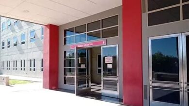 Photo of Familiares presentan demanda por la muerte de un joven mientras recibía atención médica en la UCI a través de telemedicina