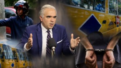 Photo of Gobierno se planta firme contra la violencia! Ministro de Educación Luis Miguel De Camps afirma llevará ante la justicia agresión contra chofer del TRAE con estudiantes a bordo