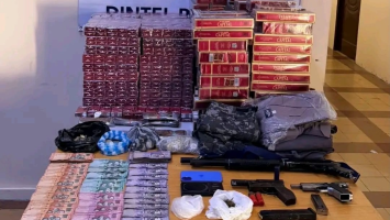 Photo of PN reporta tres detenidos y ocupación de armas y 56,800 cigarrillos en Azua