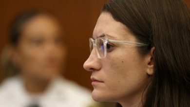 Photo of Declaran nulo el juicio de Lindsay Clancy, la mujer que mató a sus 3 hijos: ¿Qué sigue?