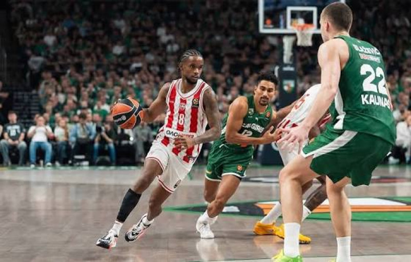 Photo of Jean Montero anota 15 en el triunfo del Olympiacos en la Euroliga