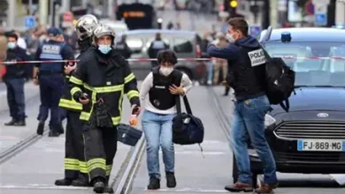 Photo of Una mujer armada con un cuchillo mató a una persona e hirió a otra en Times Square antes de recibir disparos de la policía