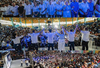 Photo of DIPUTADO CARLOS SÁNCHEZ SE INTEGRA AL PROYECTO PRESIDENCIAL DE WELLINGTON ARNAUD