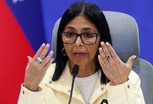 Photo of Dolarización en Venezuela: Delcy Rodríguez explica su postura