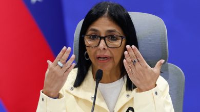 Photo of Dolarización en Venezuela: Delcy Rodríguez explica su postura