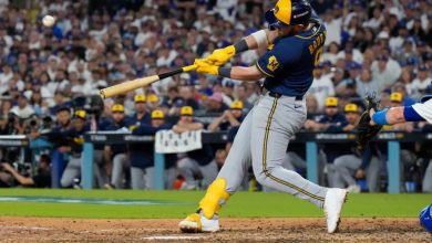 Photo of Con HRS de Chourio, Bauers y Mitchell, Cerveceros vencen Dodgers y ponen serie 3-0
