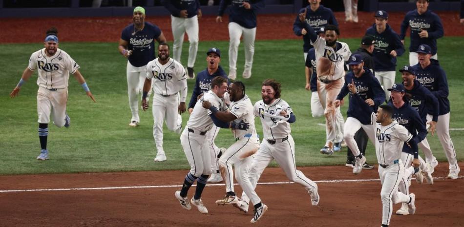 Photo of Los Rays reaccionan y logran su primera victoria en la Serie Mundial